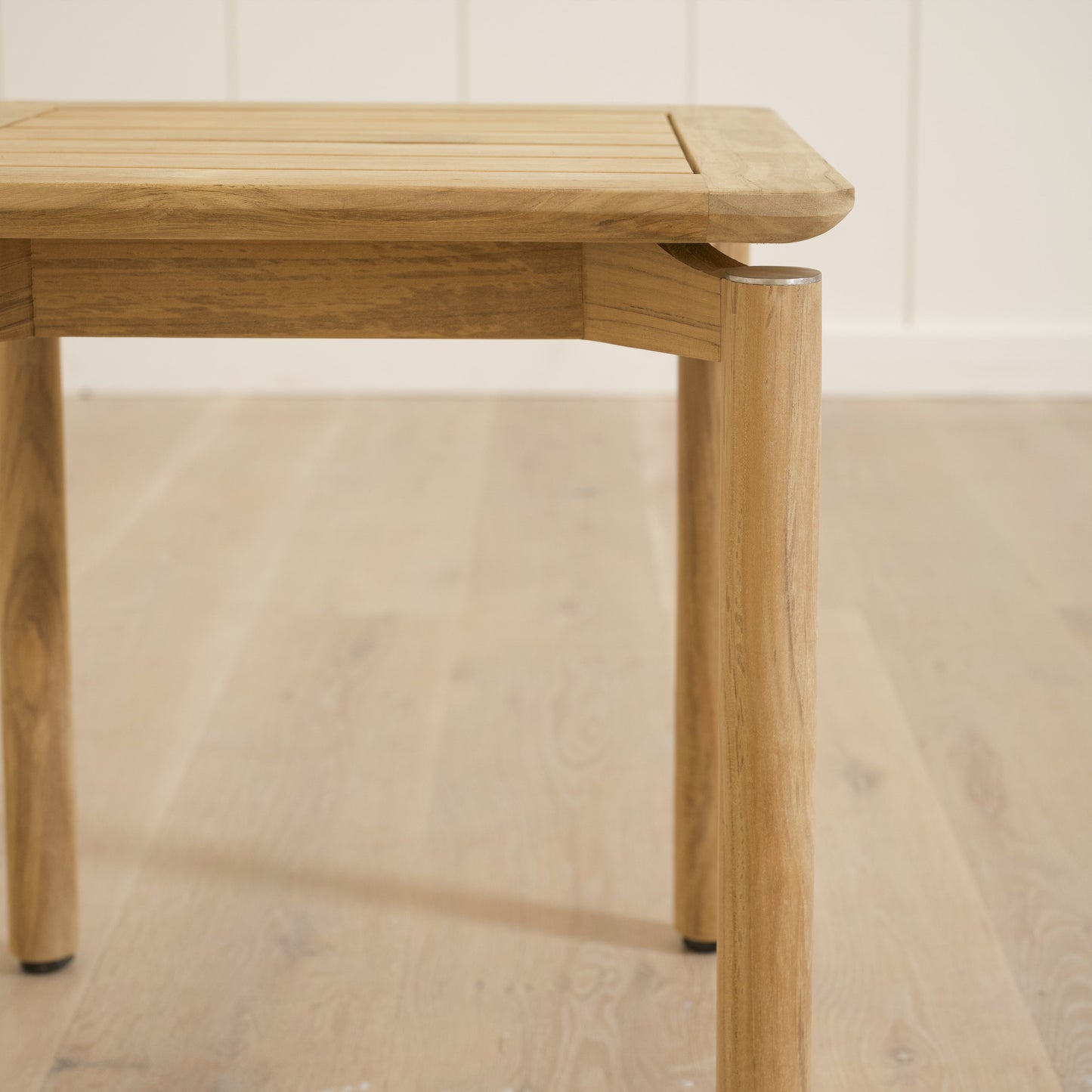 Arianna Outdoor Side Table