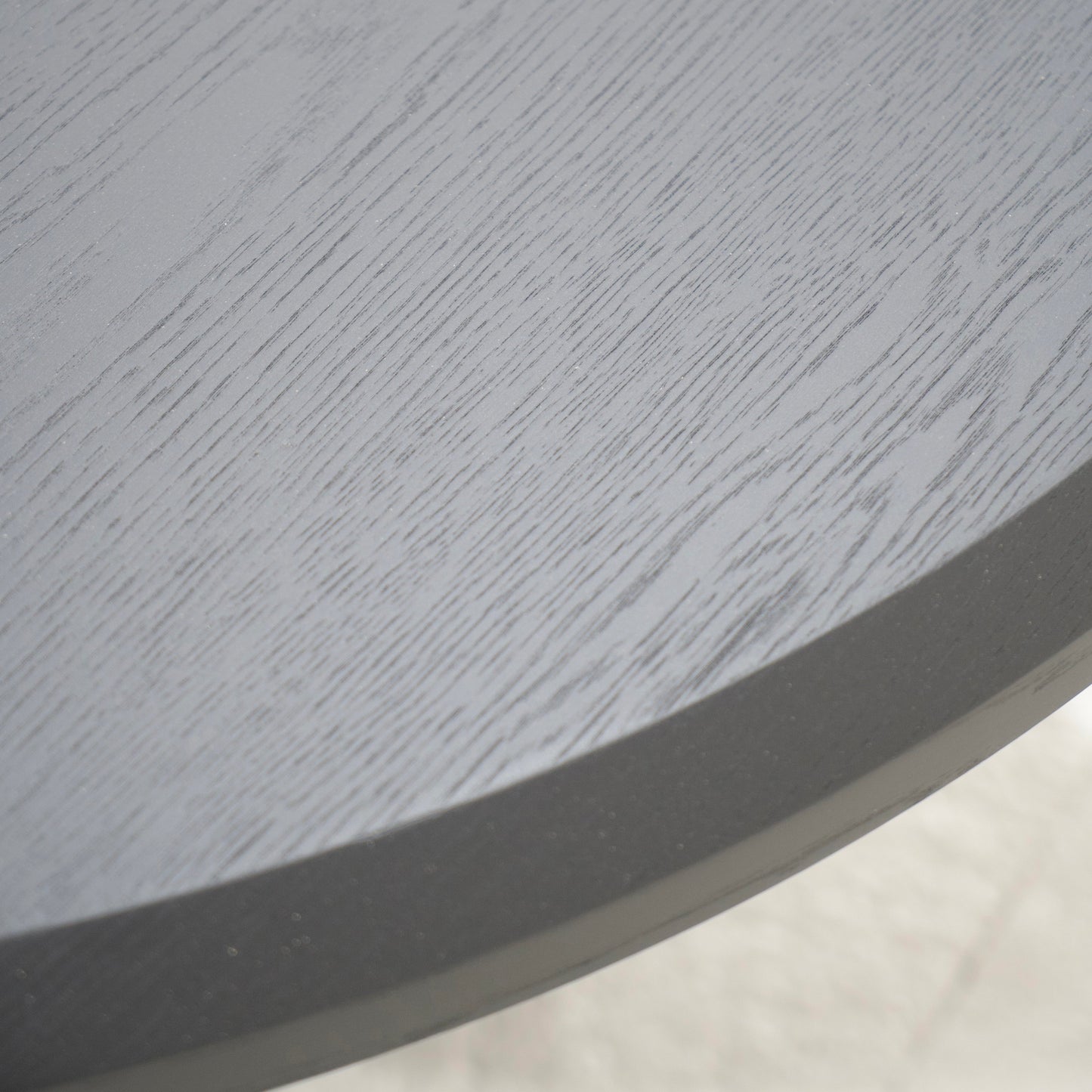 Kinsley Dining Table
