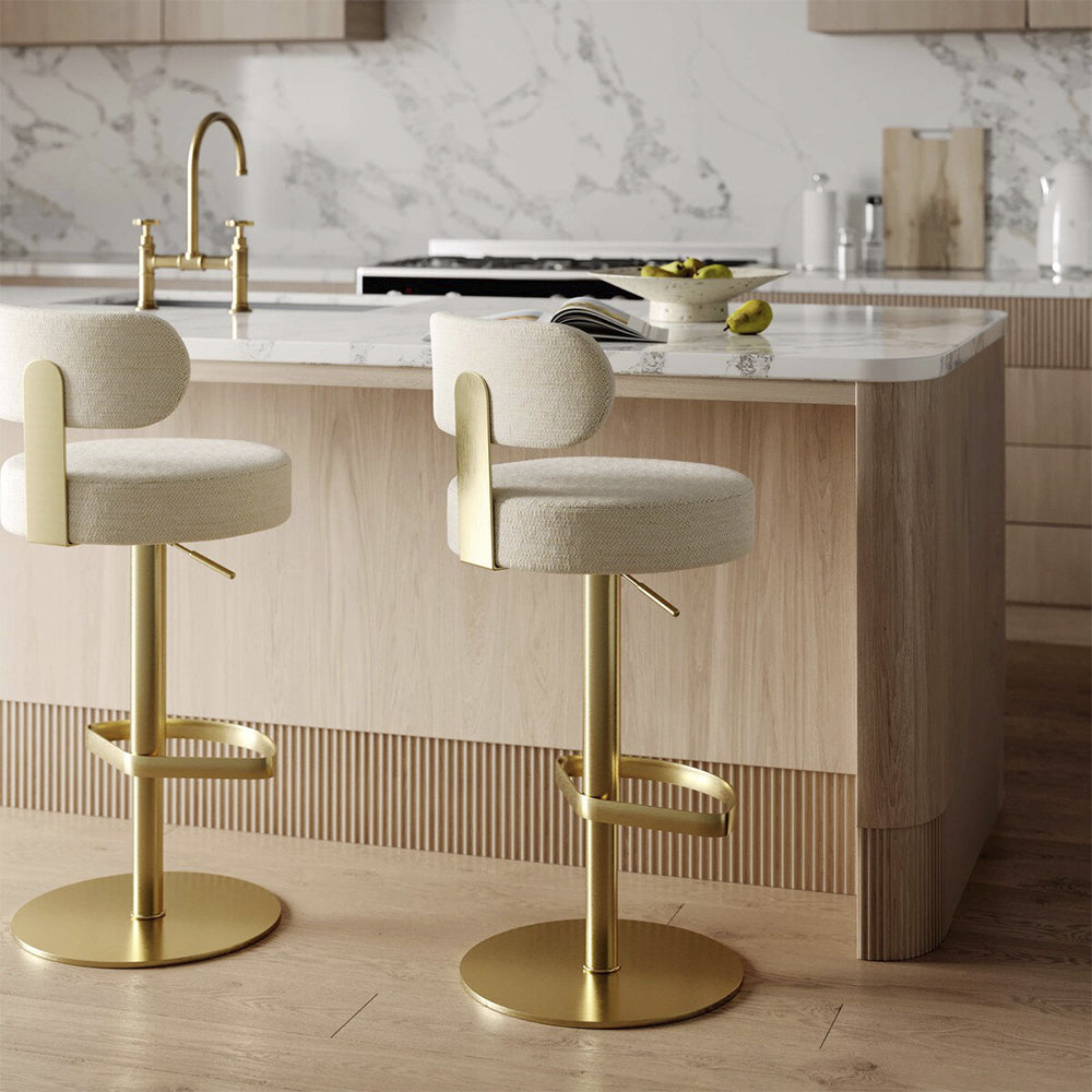 Tabouret en cèdre crème