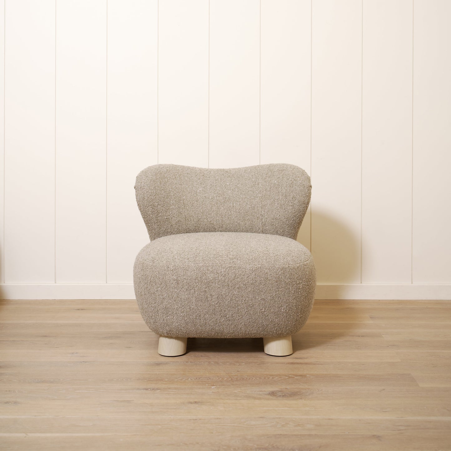 Ward Chair