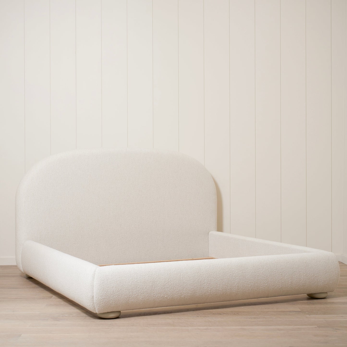 Chandler Bed