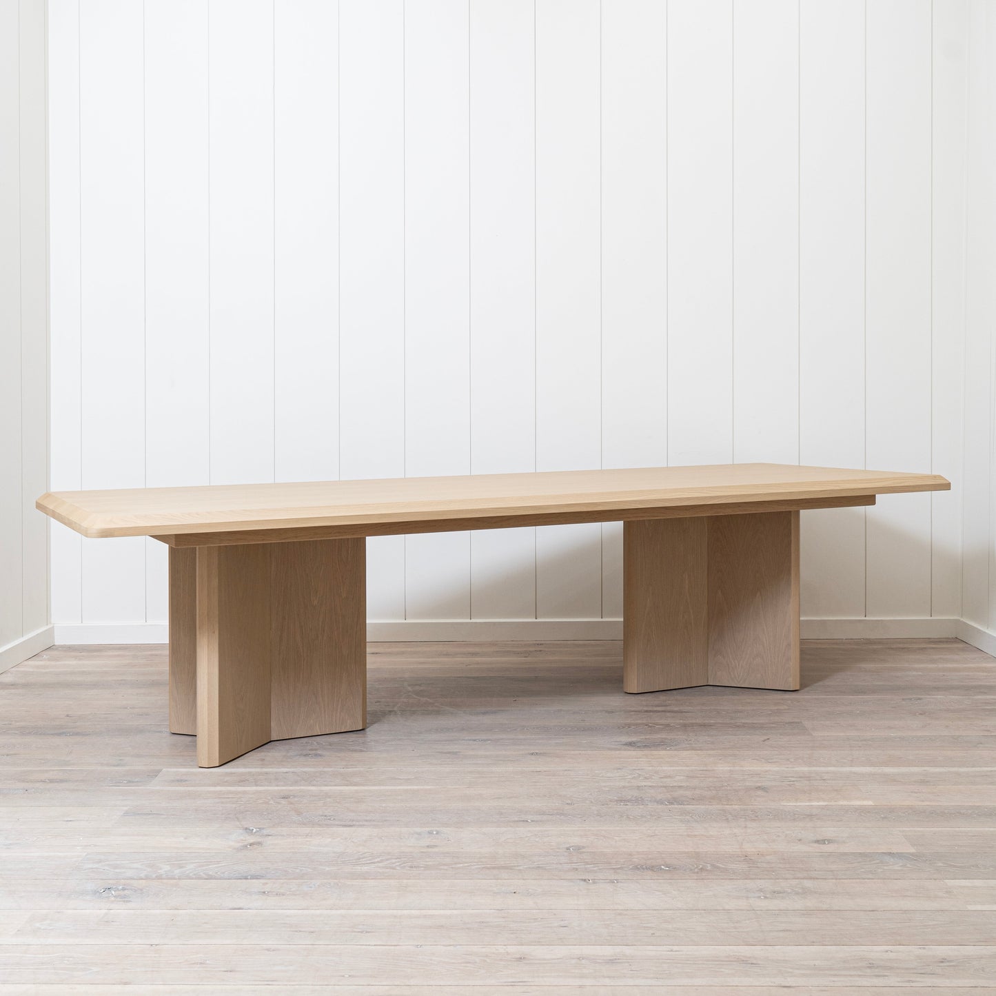 Clara Dining Table