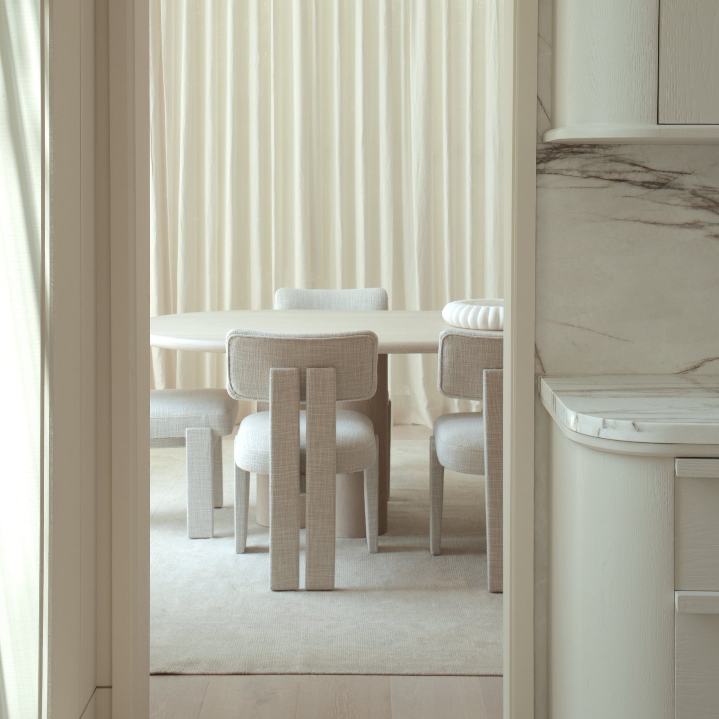 Elio Dining Chair