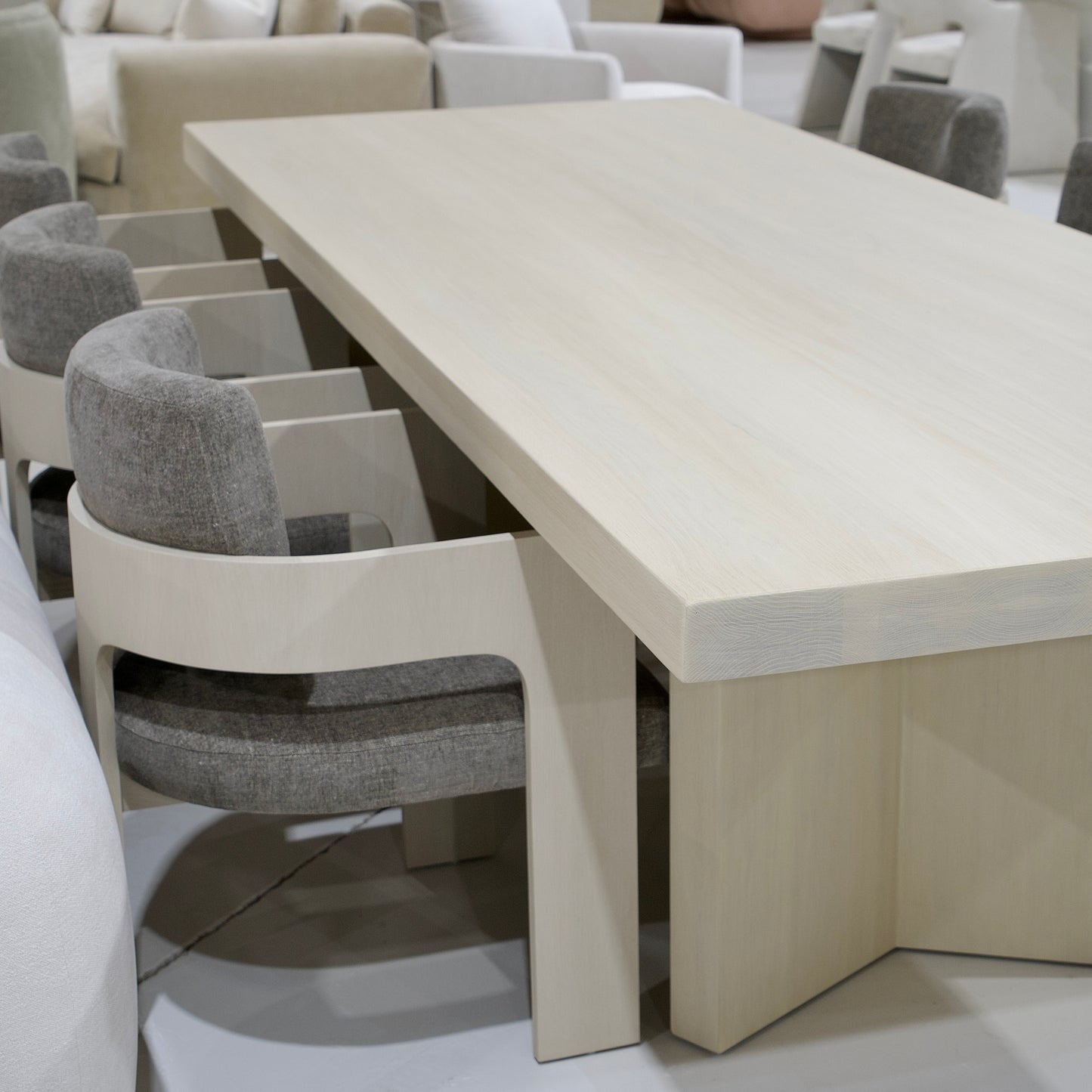 Star Dining Table
