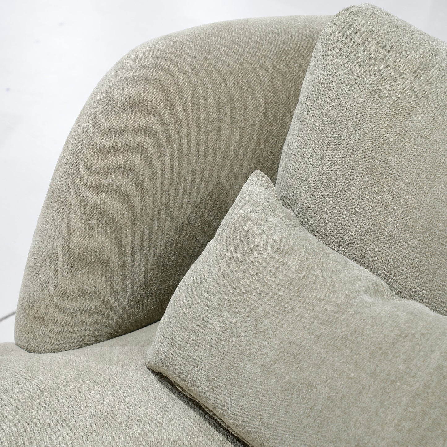 Cora Chair