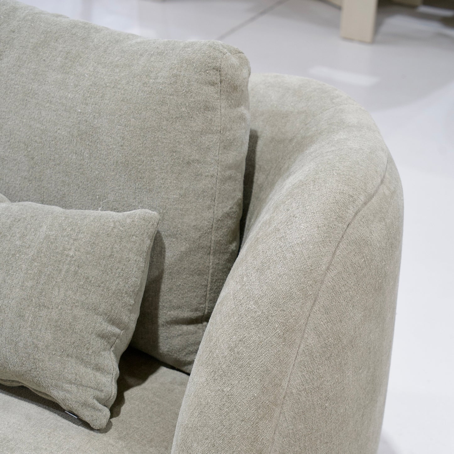 Cora Chair