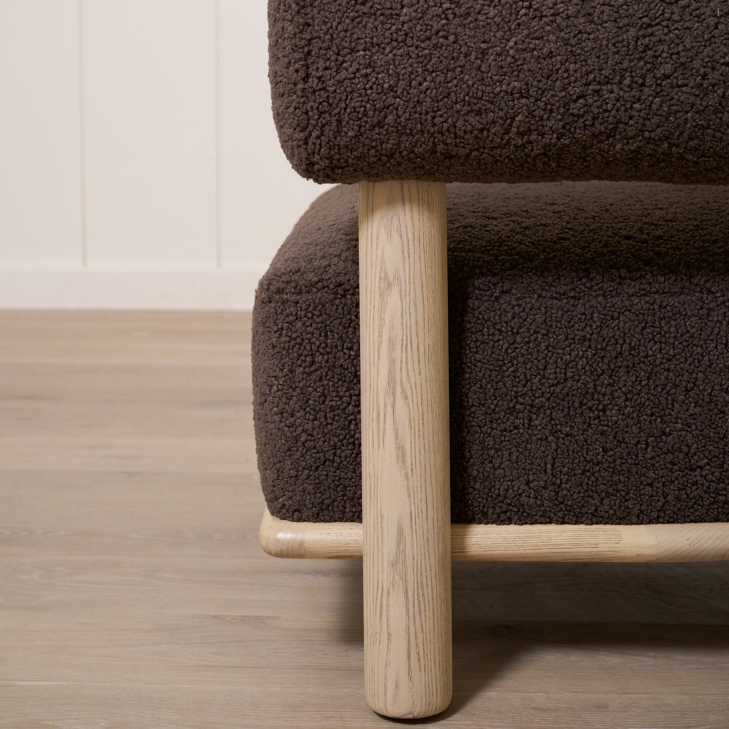 Daphne Chair