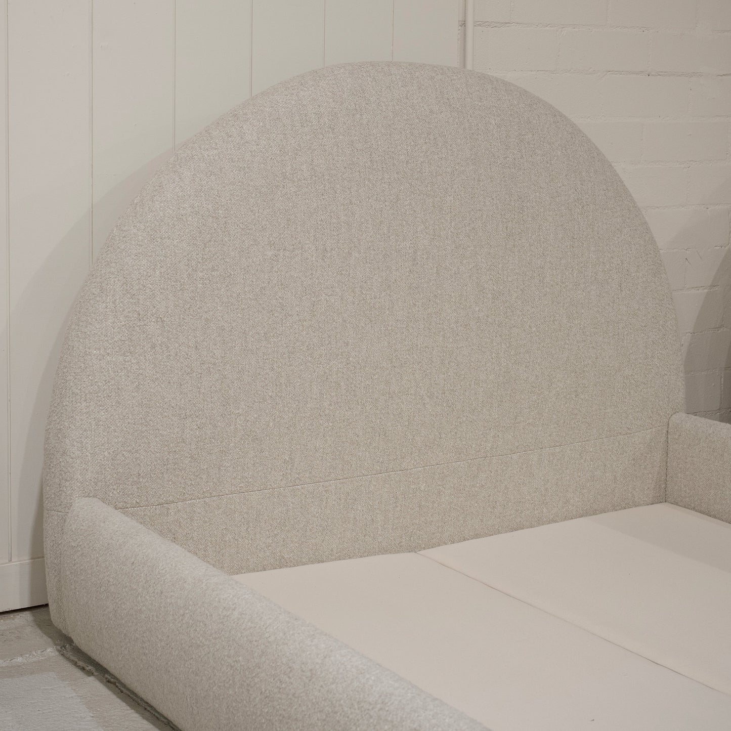Demi Bed