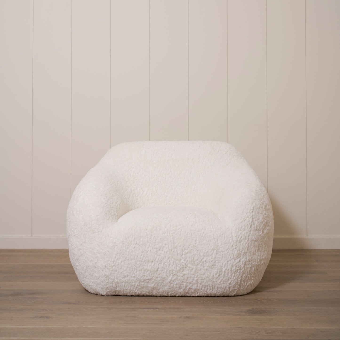 Dorian Chair