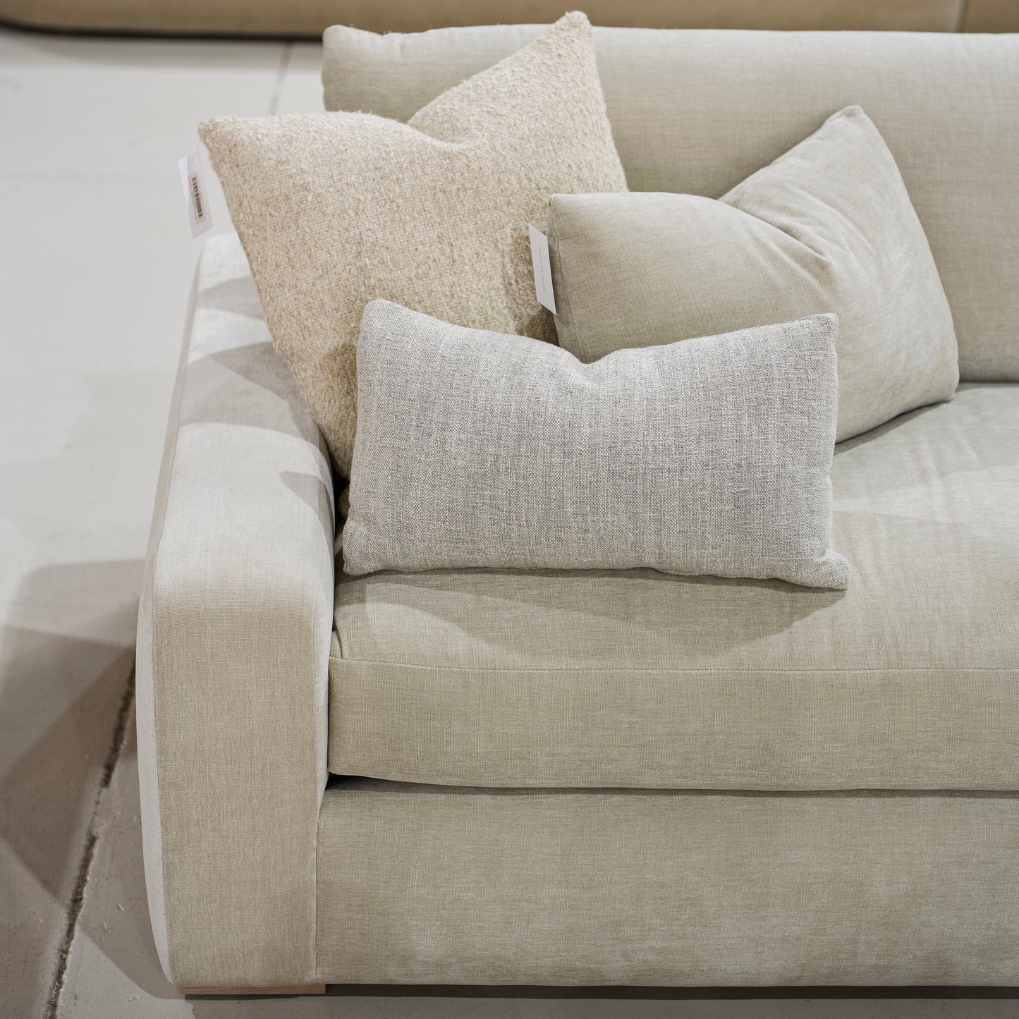 Hugo Sofa