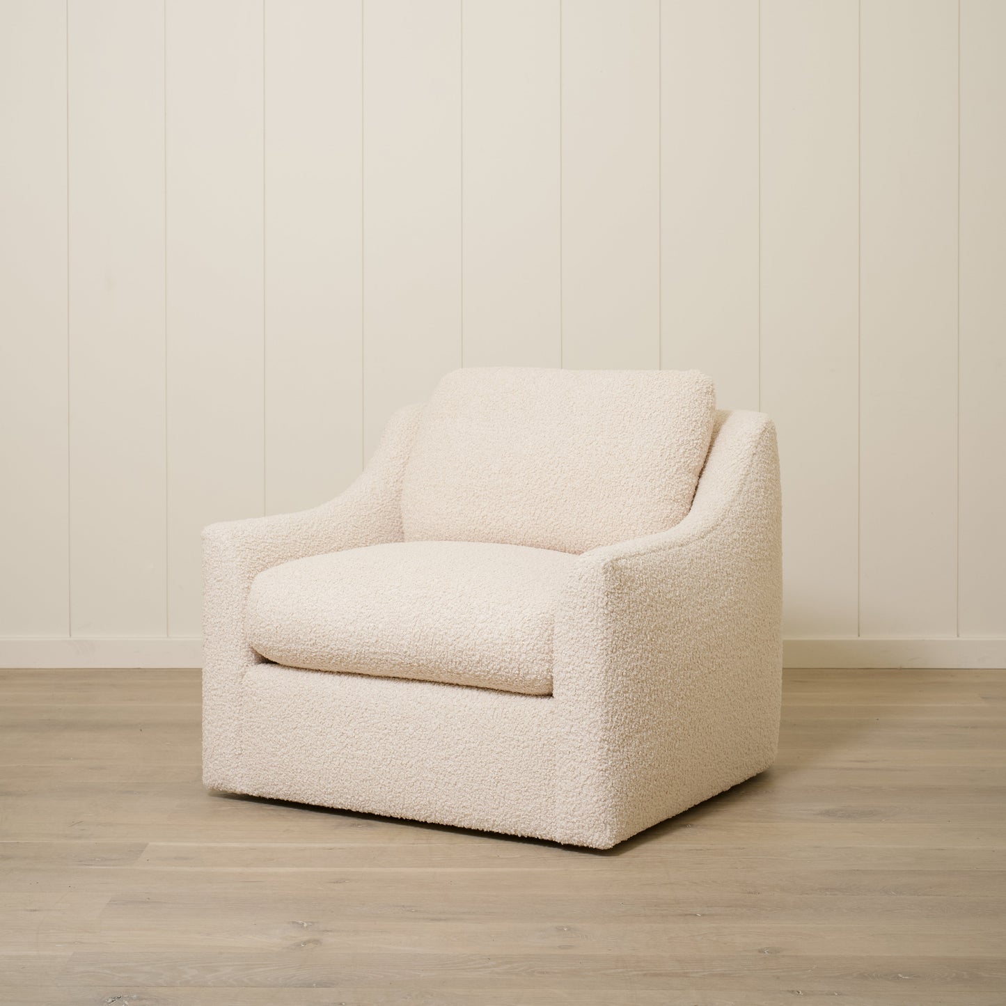 Jasper L Chair