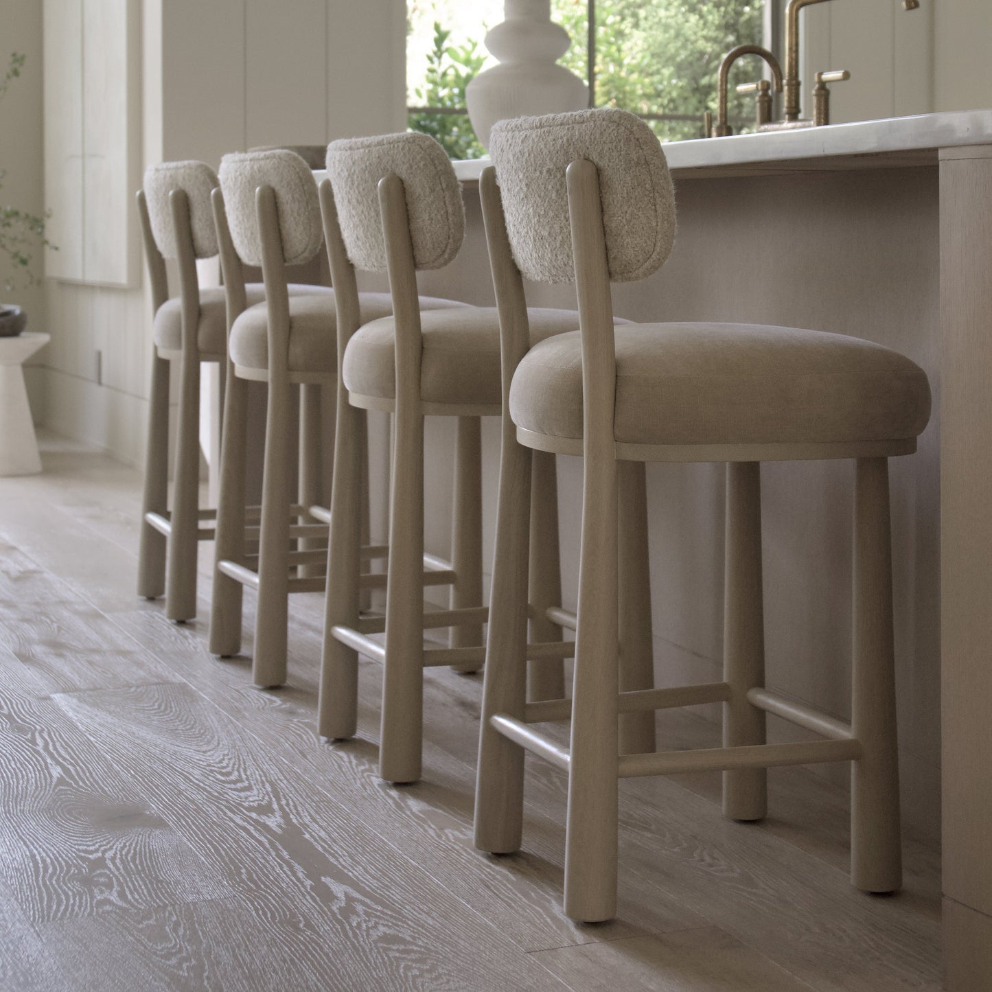Latch Counter Stool