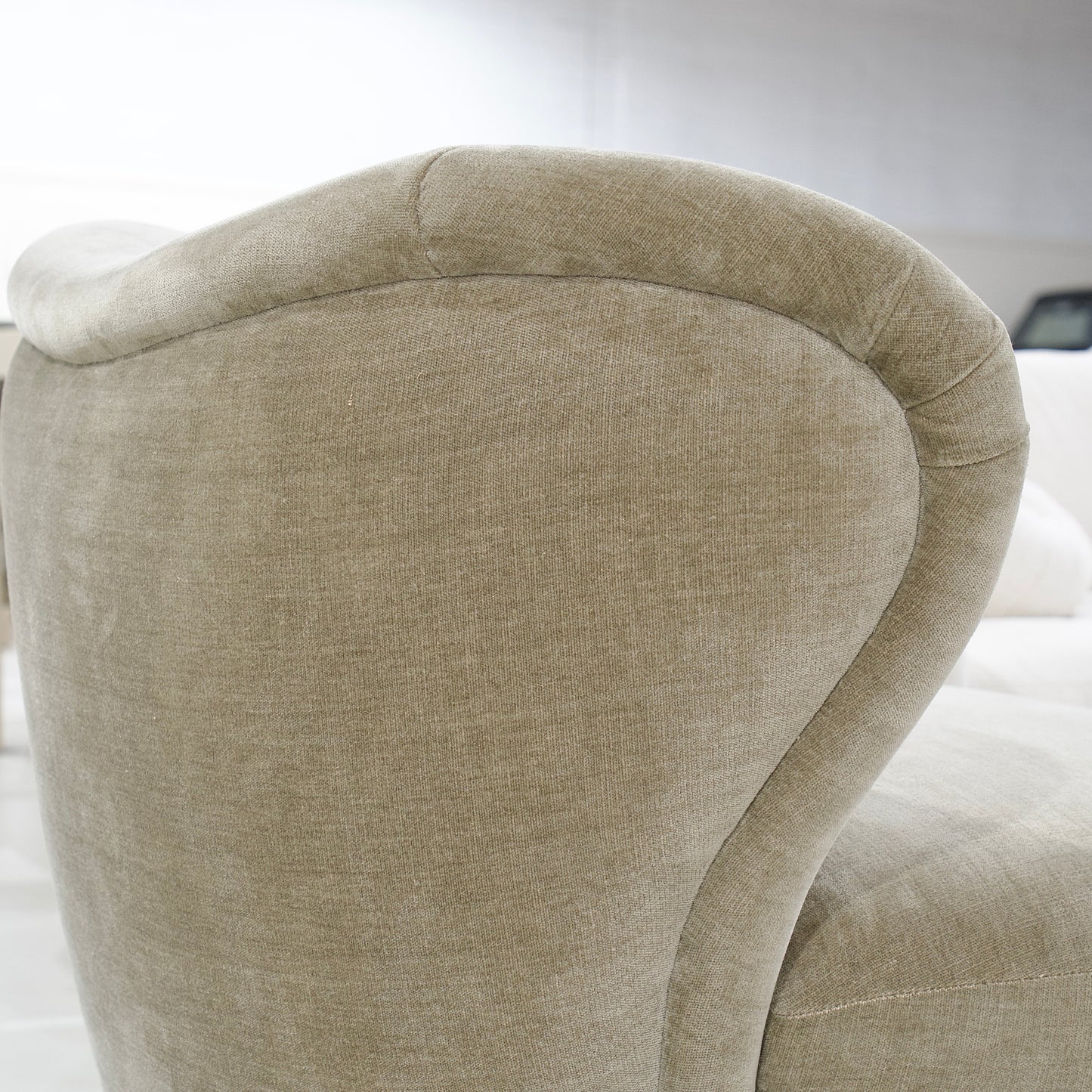 Ward Chair