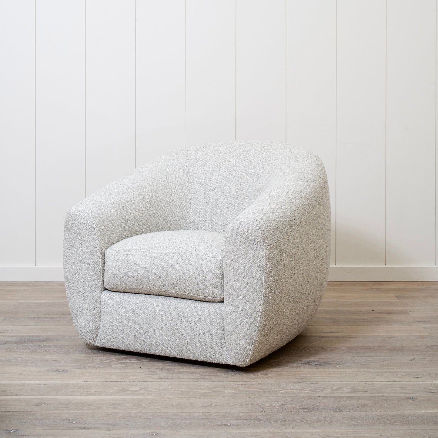 Mira Chair