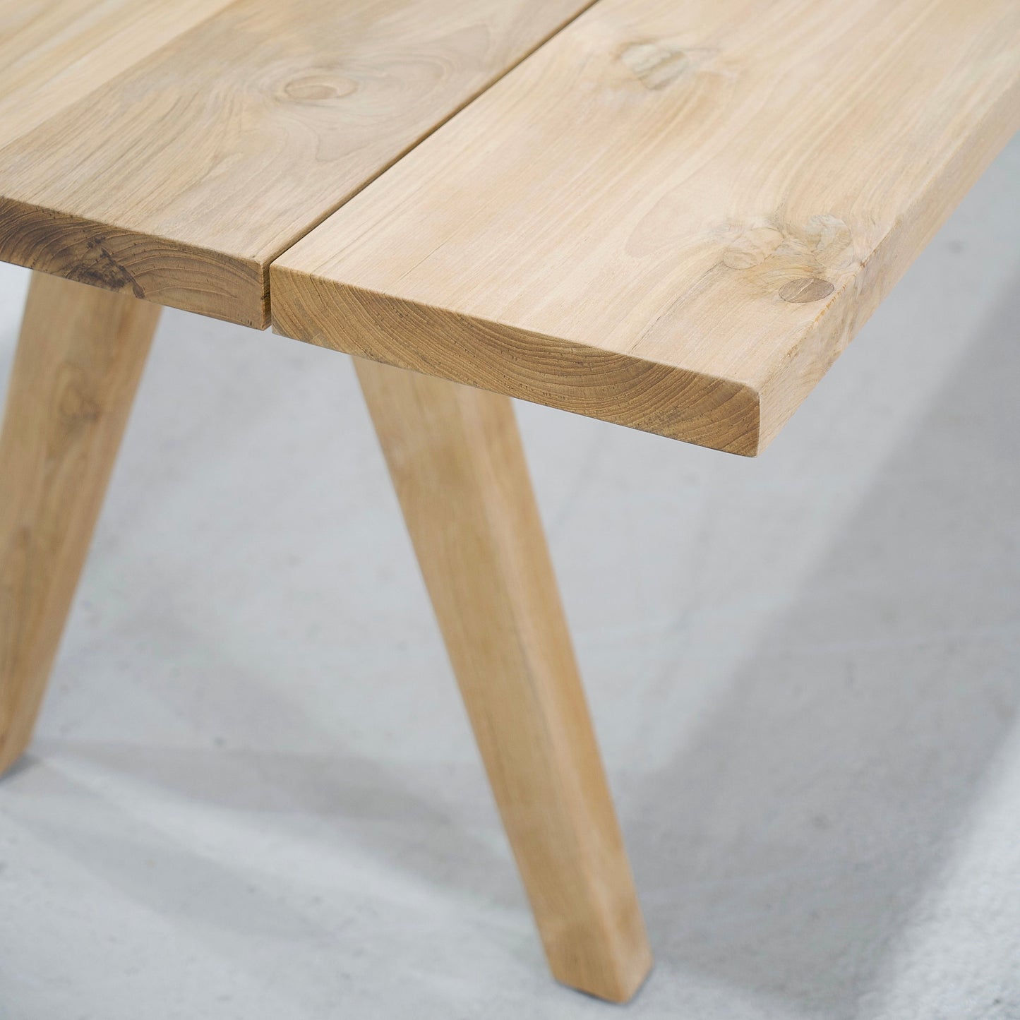 Luca Dining Table
