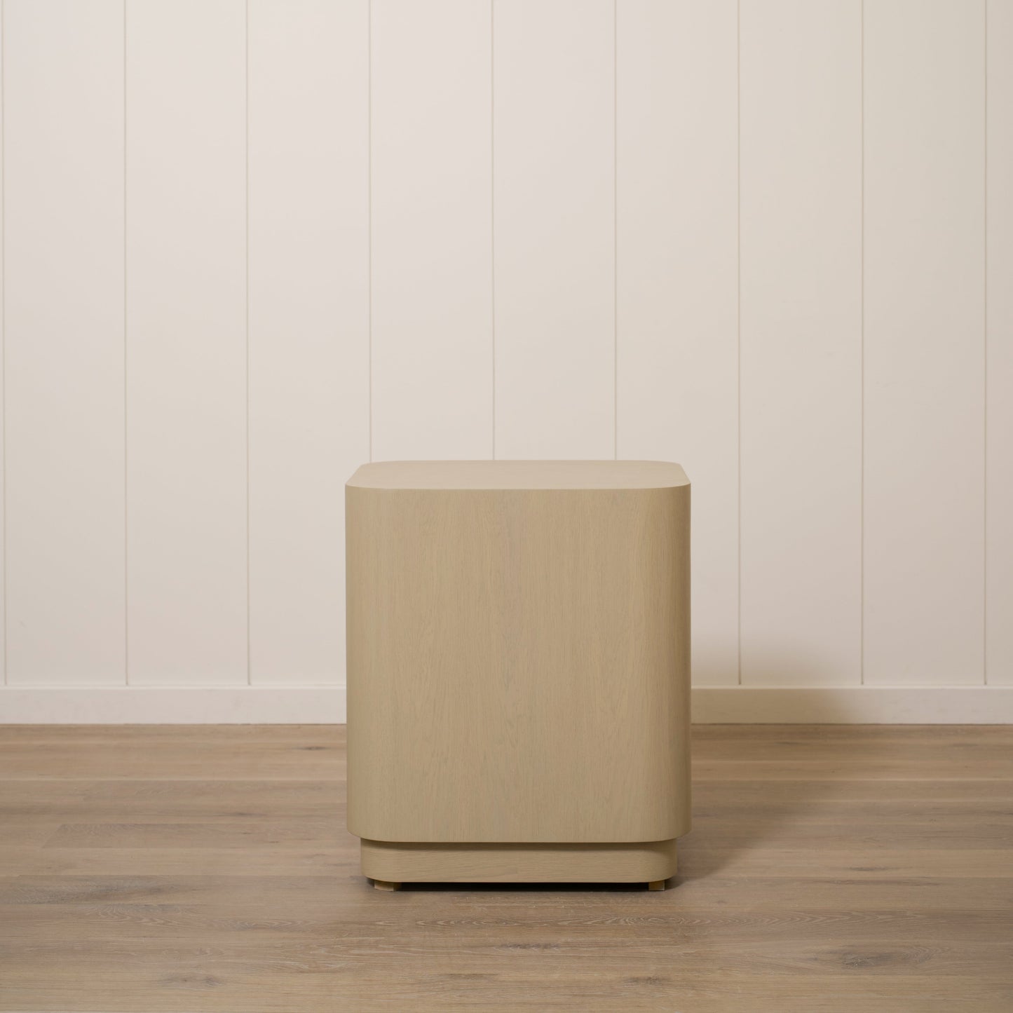 Sierra Flat Nightstand