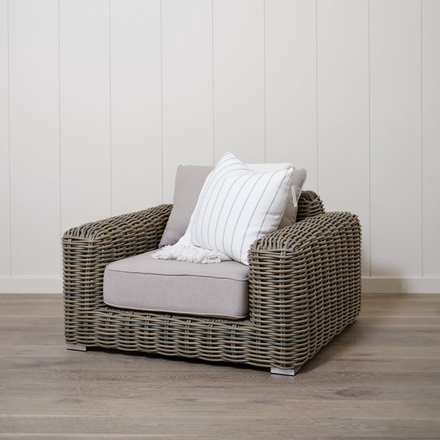 Wren Outdoor Chair