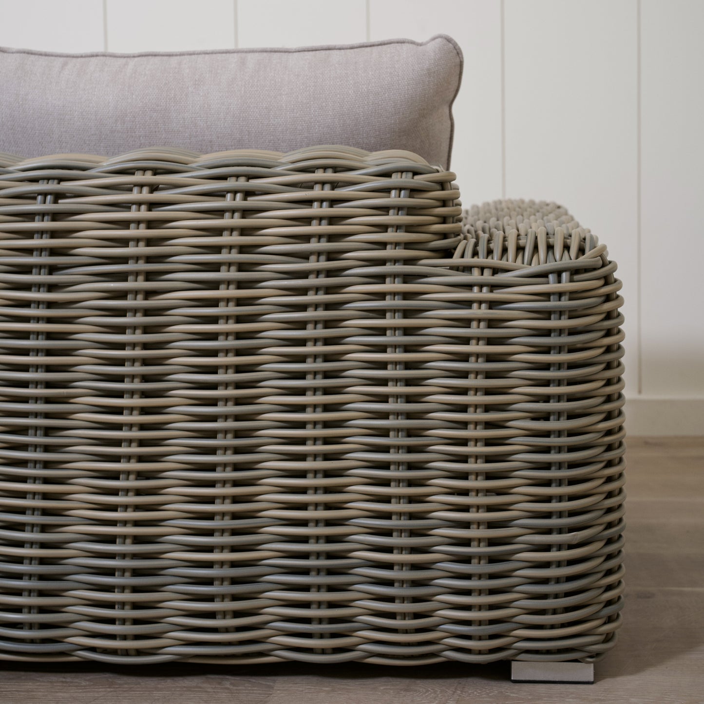 Wren Outdoor Sofa