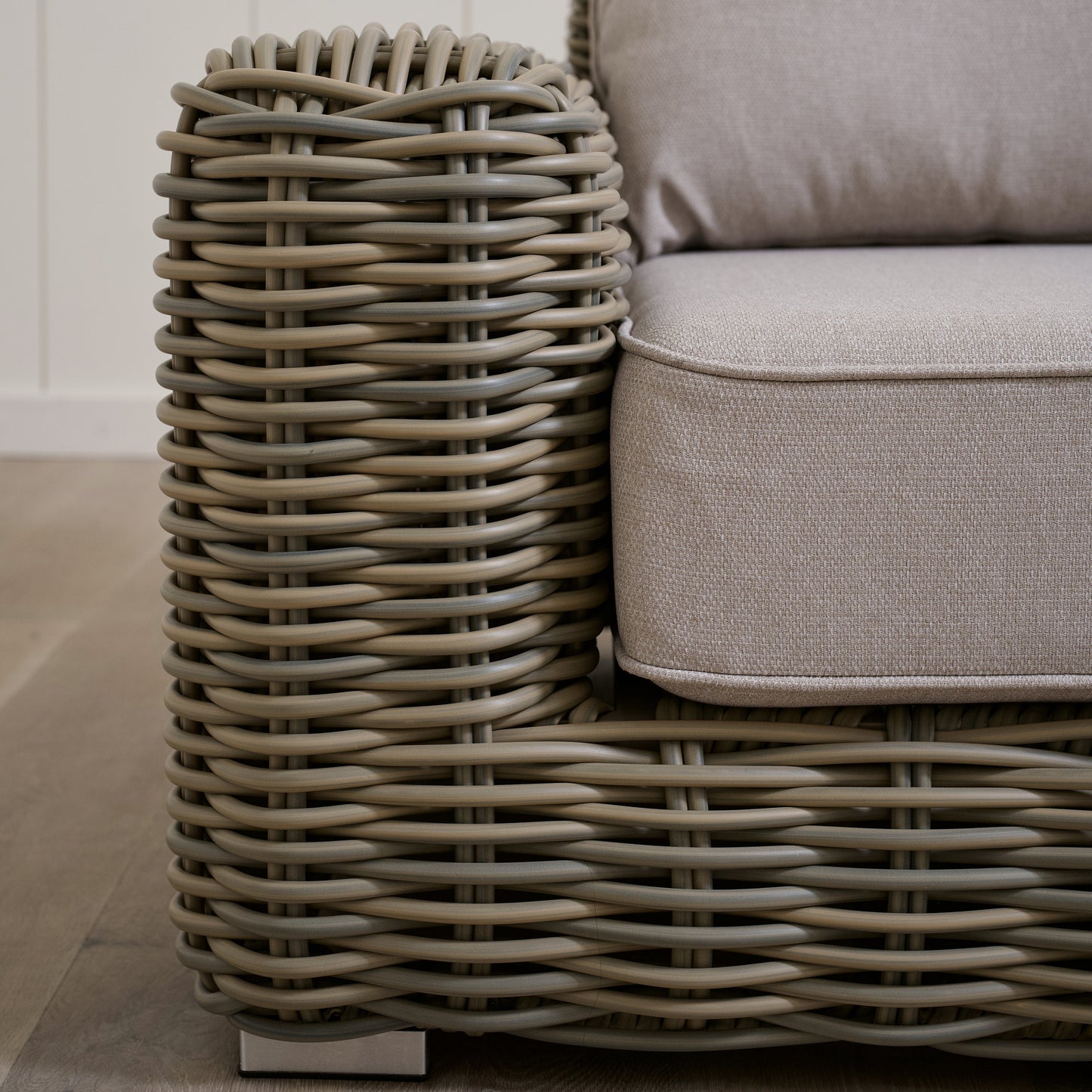 Wren Outdoor Sofa