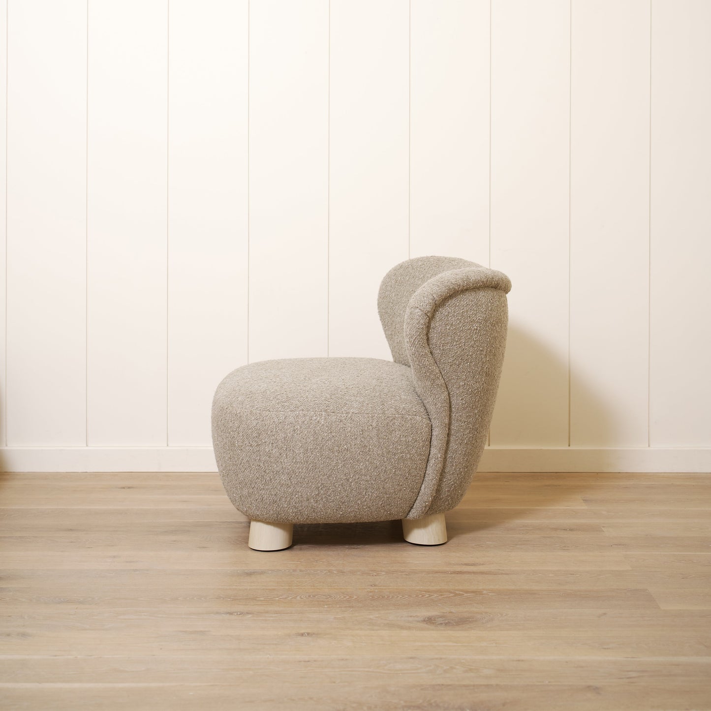 Ward Chair
