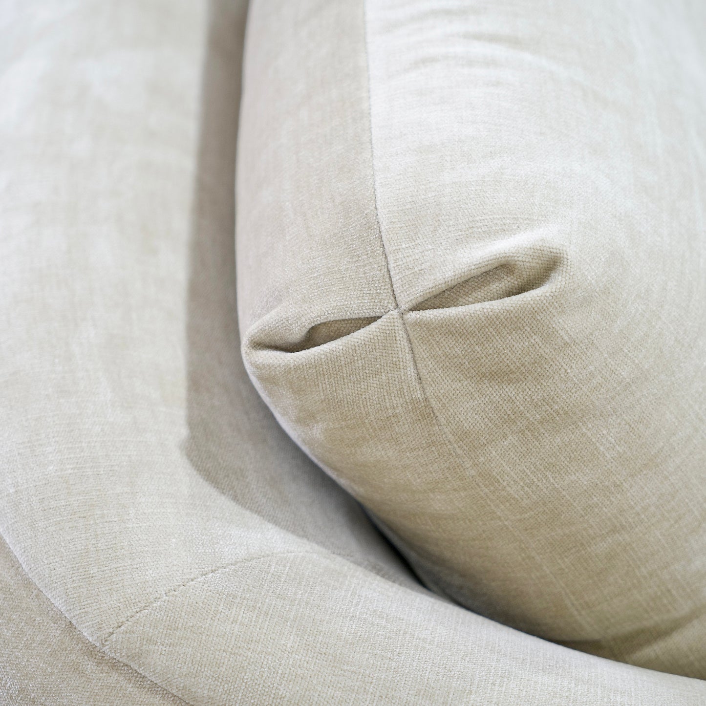 Easton Chair