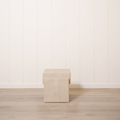 Rya Nightstand