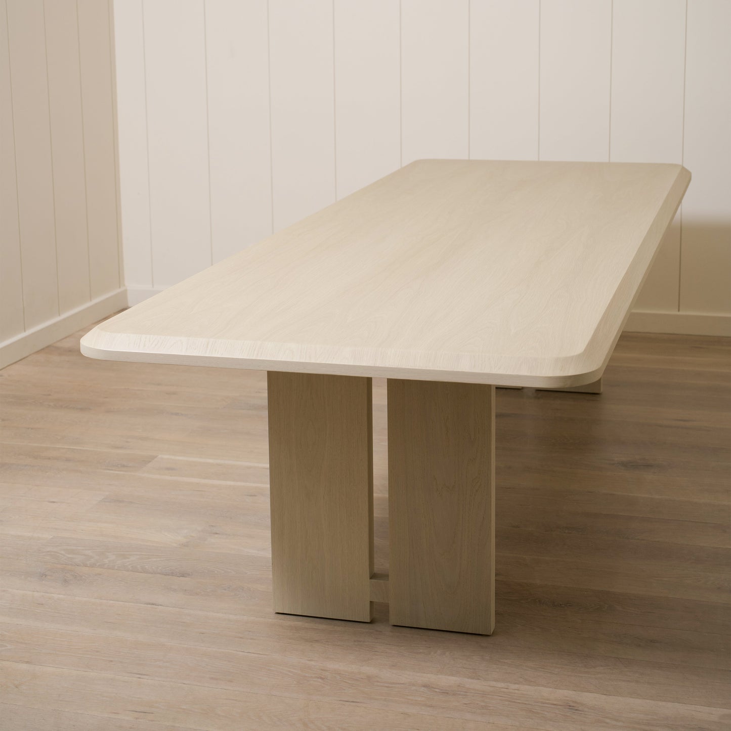 Mariah Dining Table