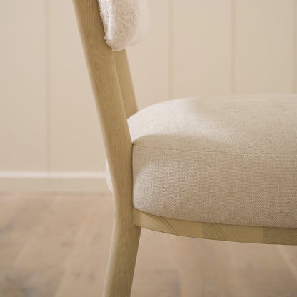Cuddle Counter Stool