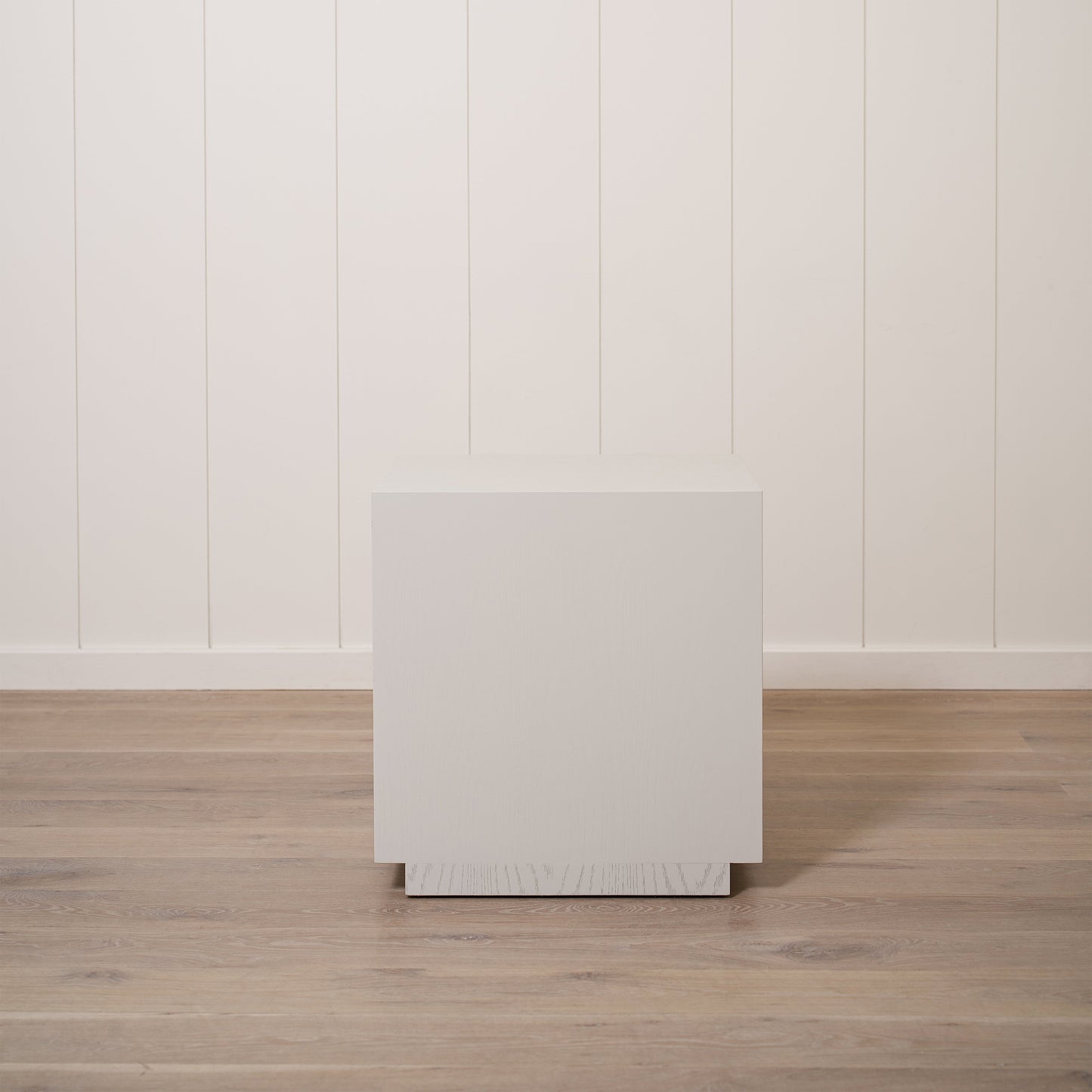 Ralph Nightstand