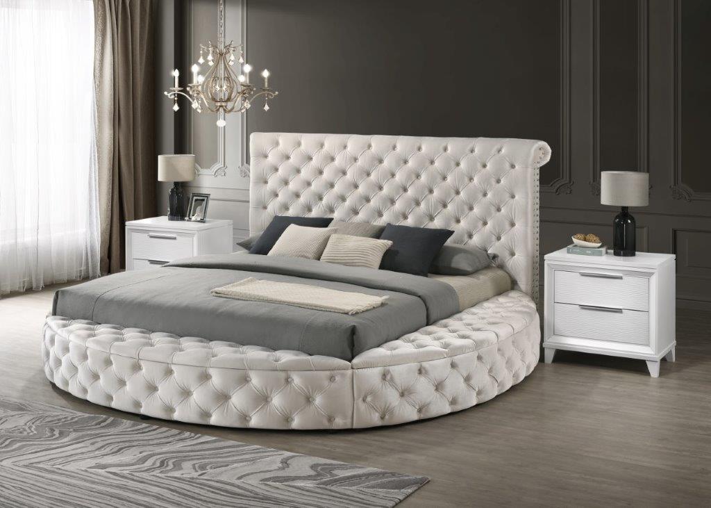 Lit coffre en velours ivoire Brigette 