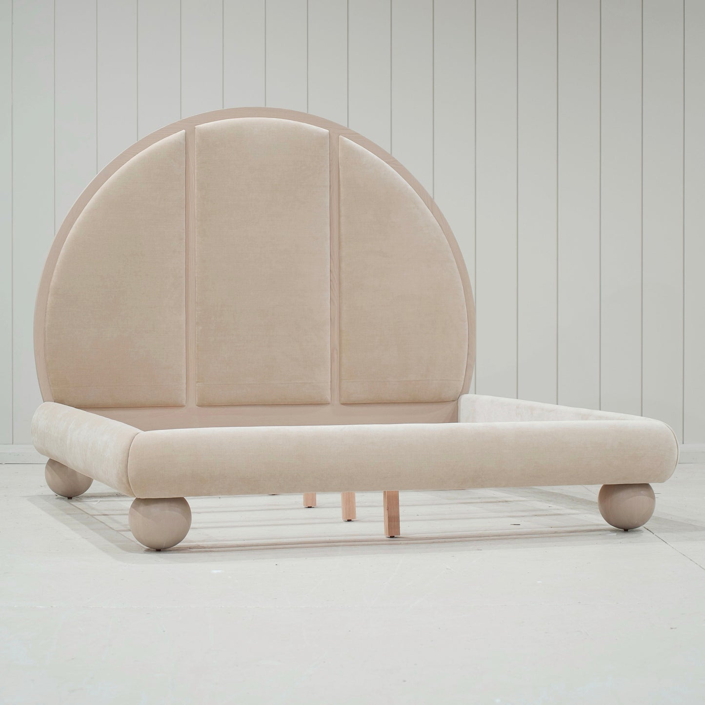 Brooke Bed
