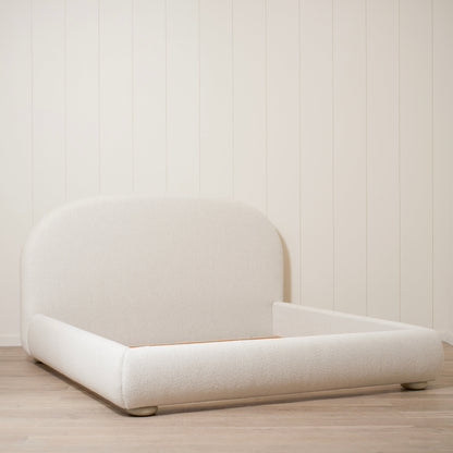 Chandler Bed