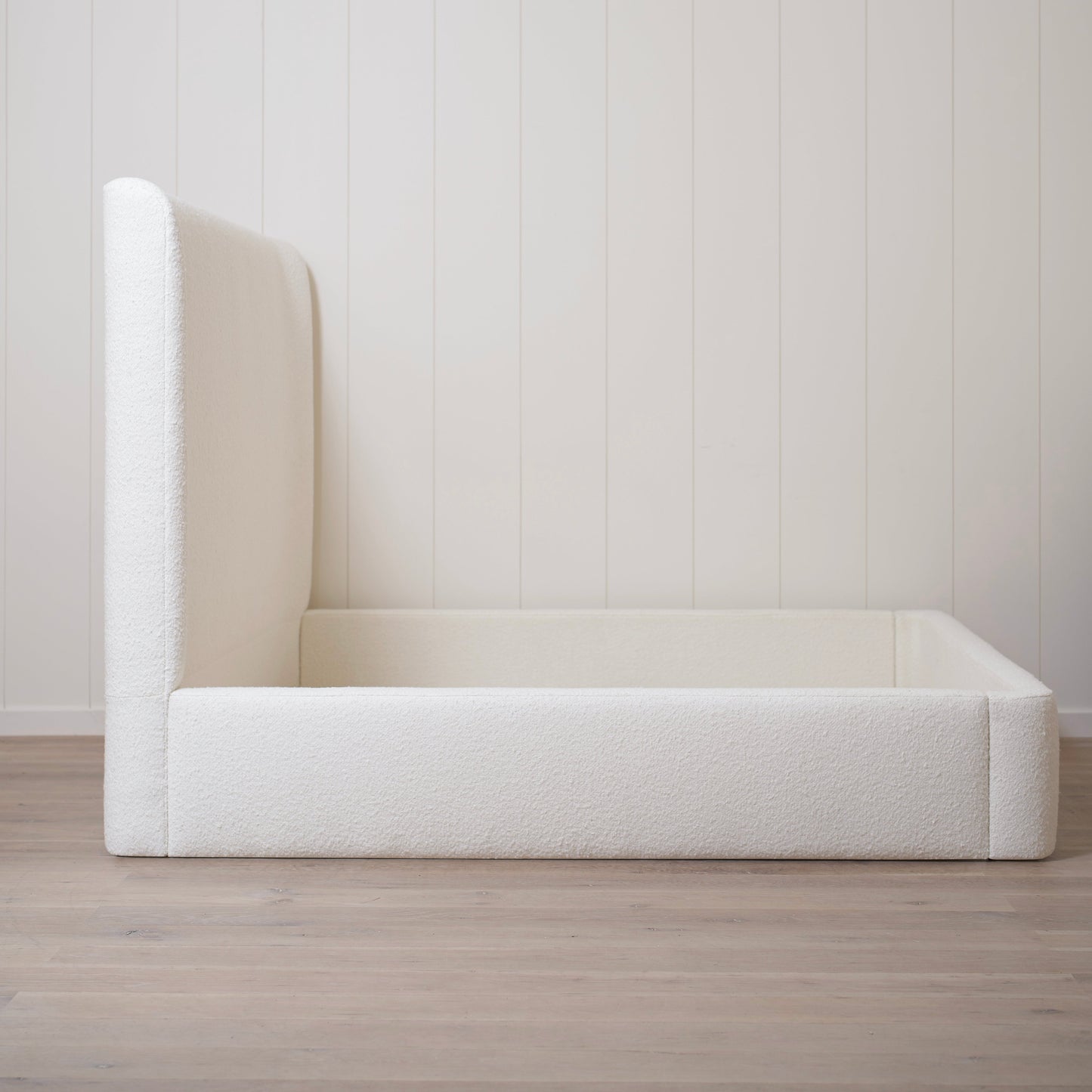 Clam Low Bed