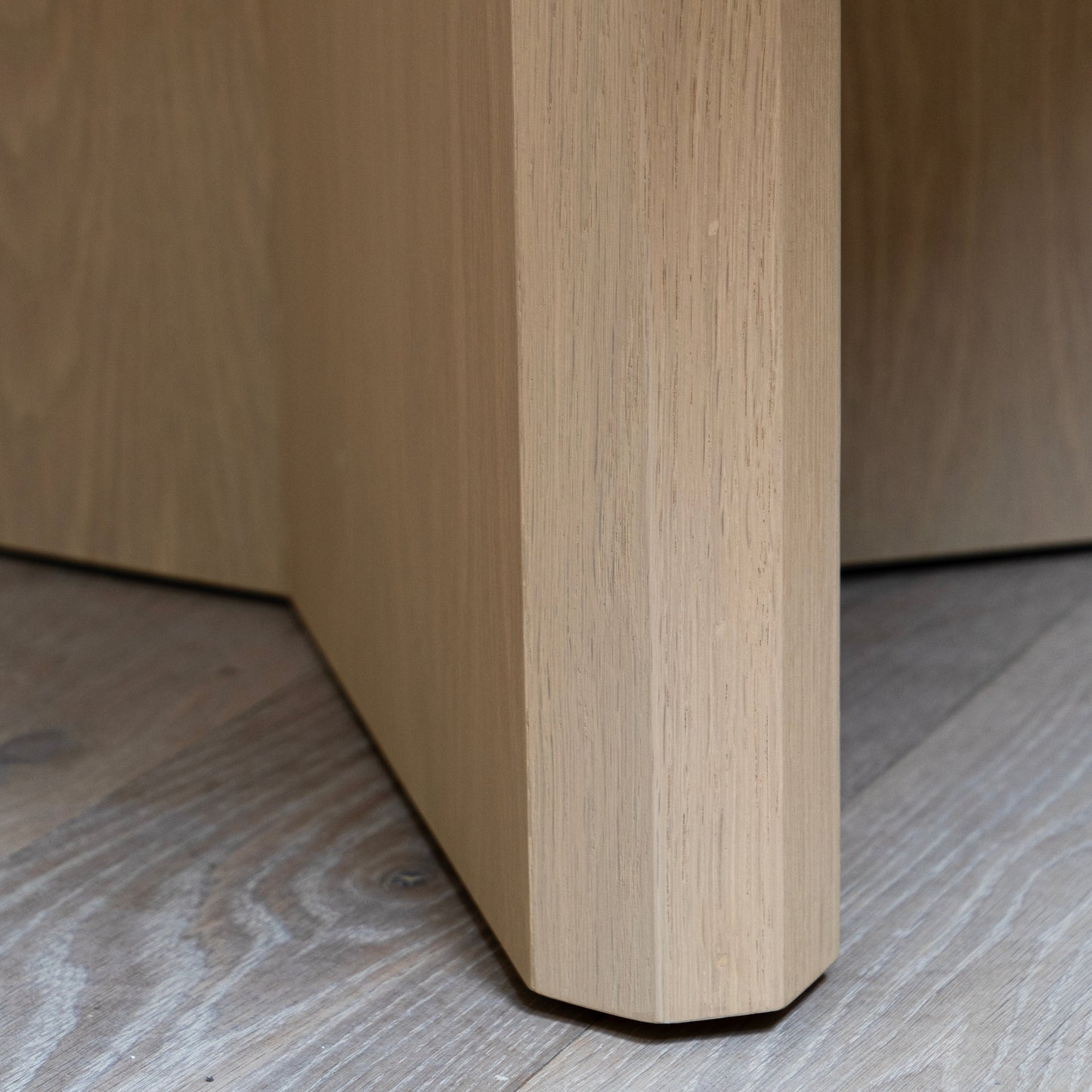 Clara Dining Table