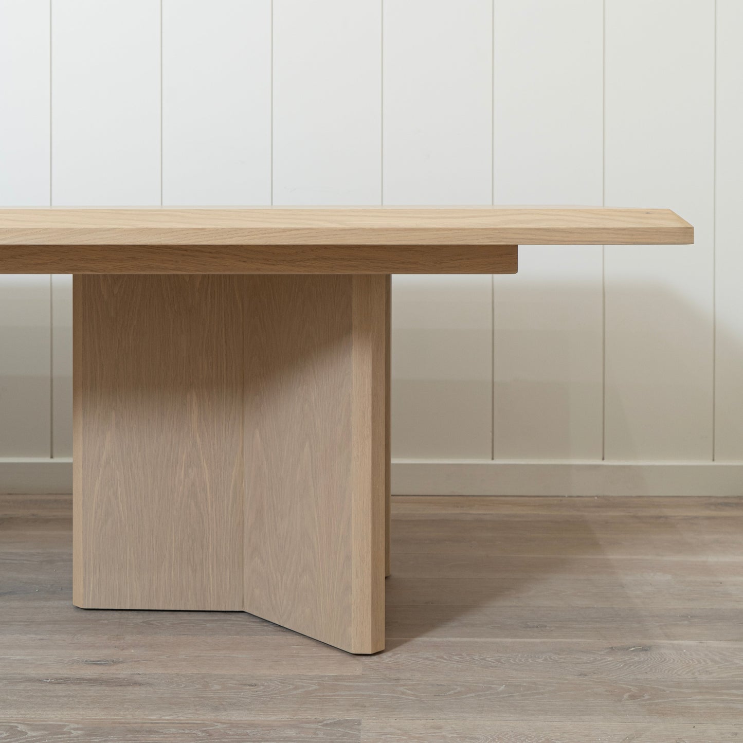 Clara Dining Table