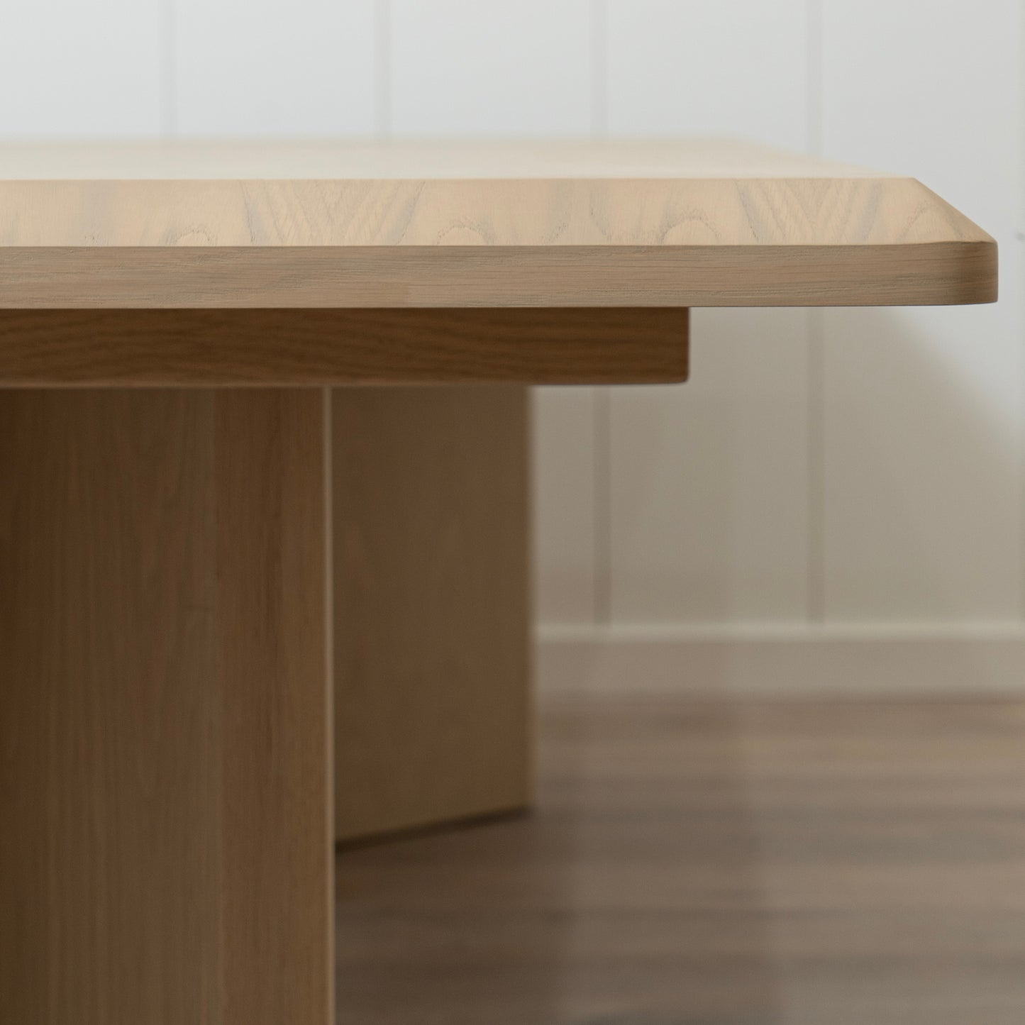 Clara Dining Table