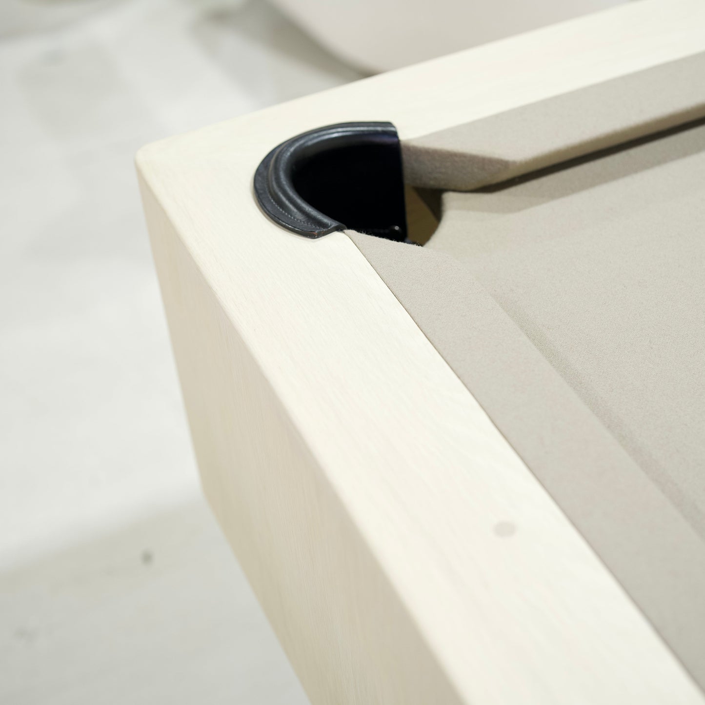 Getty Pool Table S