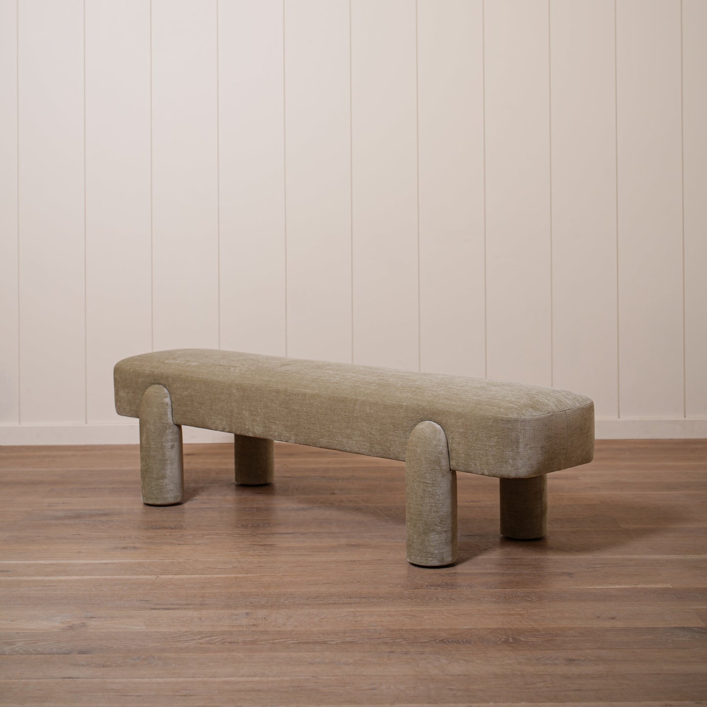 Dakota Bench