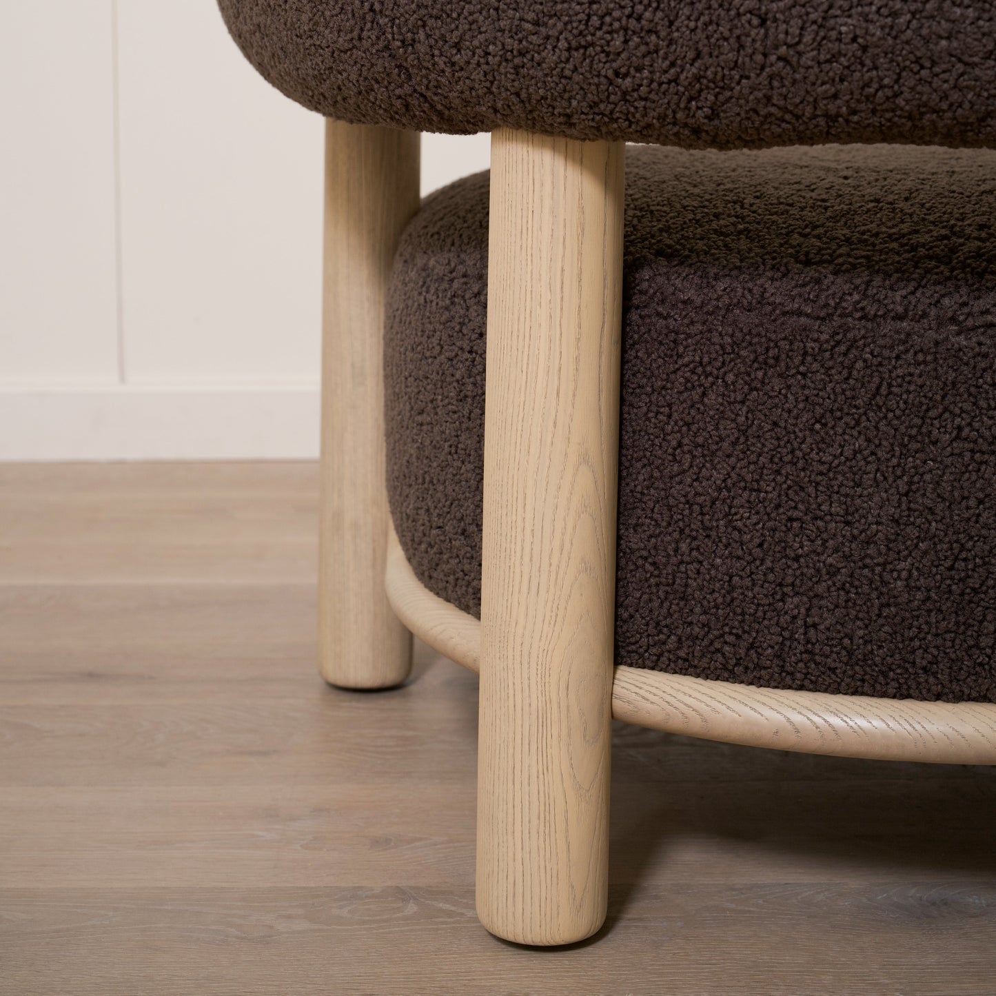 Daphne Chair