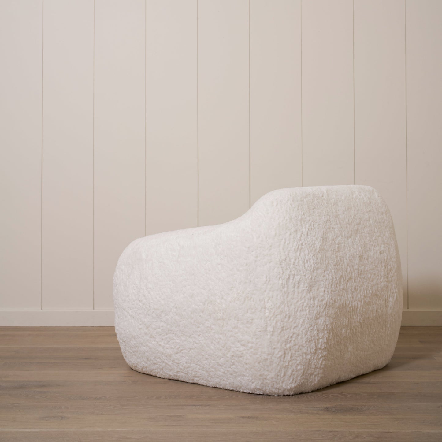 Dorian Chair