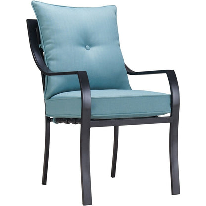 Ensemble de salle à manger Hanover Lavallette 5 pièces bleu océan avec 4 chaises fixes, une table ronde en verre de 132 cm, un parasol et un socle.