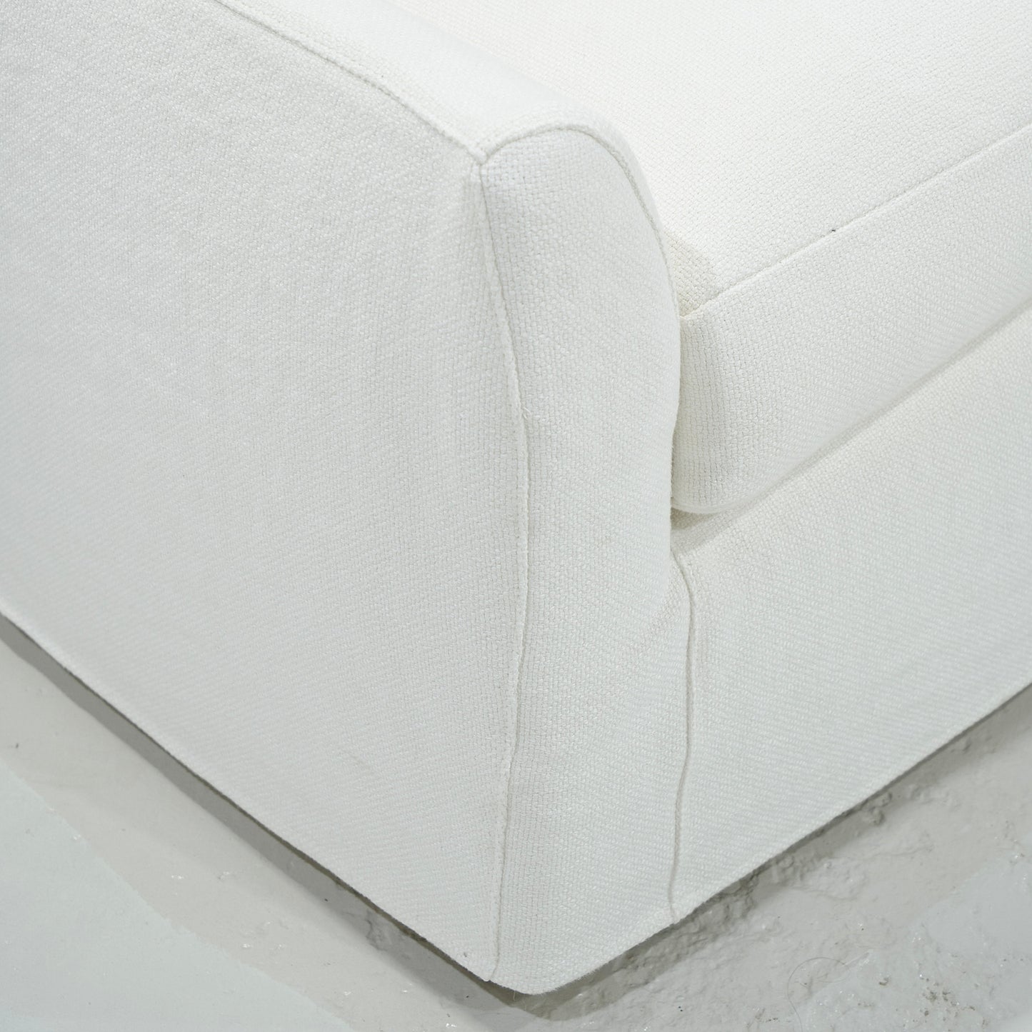 Jasper L Chair