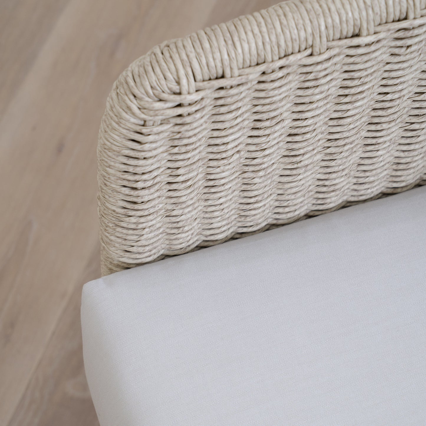 Ivy Outdoor Chair