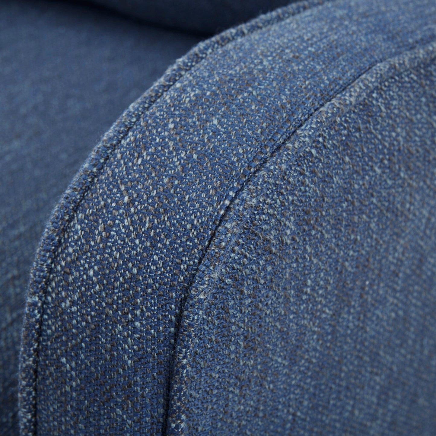 Fauteuil pivotant incurvé rembourré Madison Park Betty