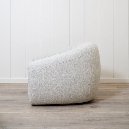 Mira Chair