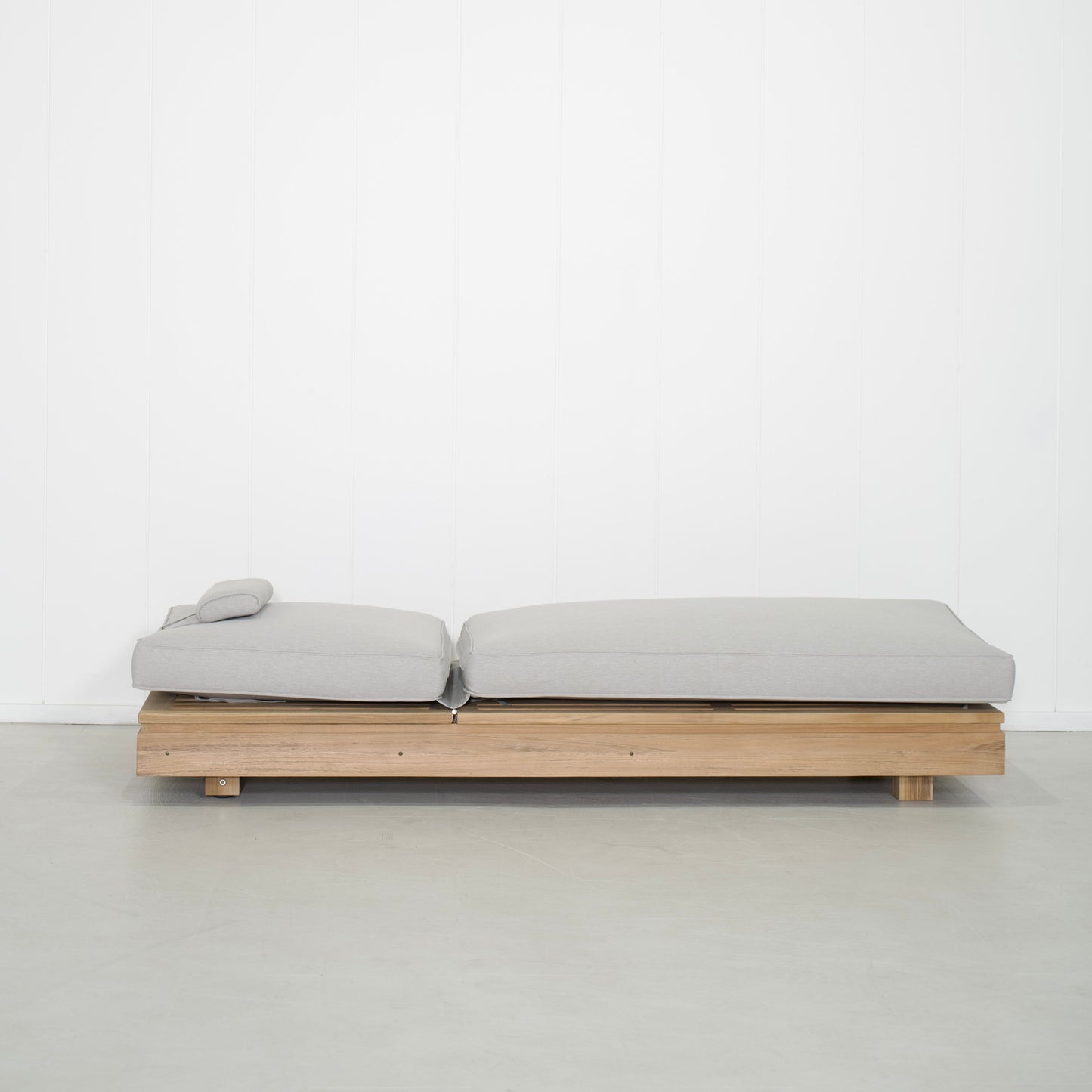 Revello Outdoor Chaise Lounger