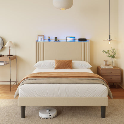 Lit Queen/Full rembourré à canaux verticaux avec tête de lit à oreilles