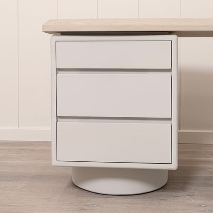 Sally Desk