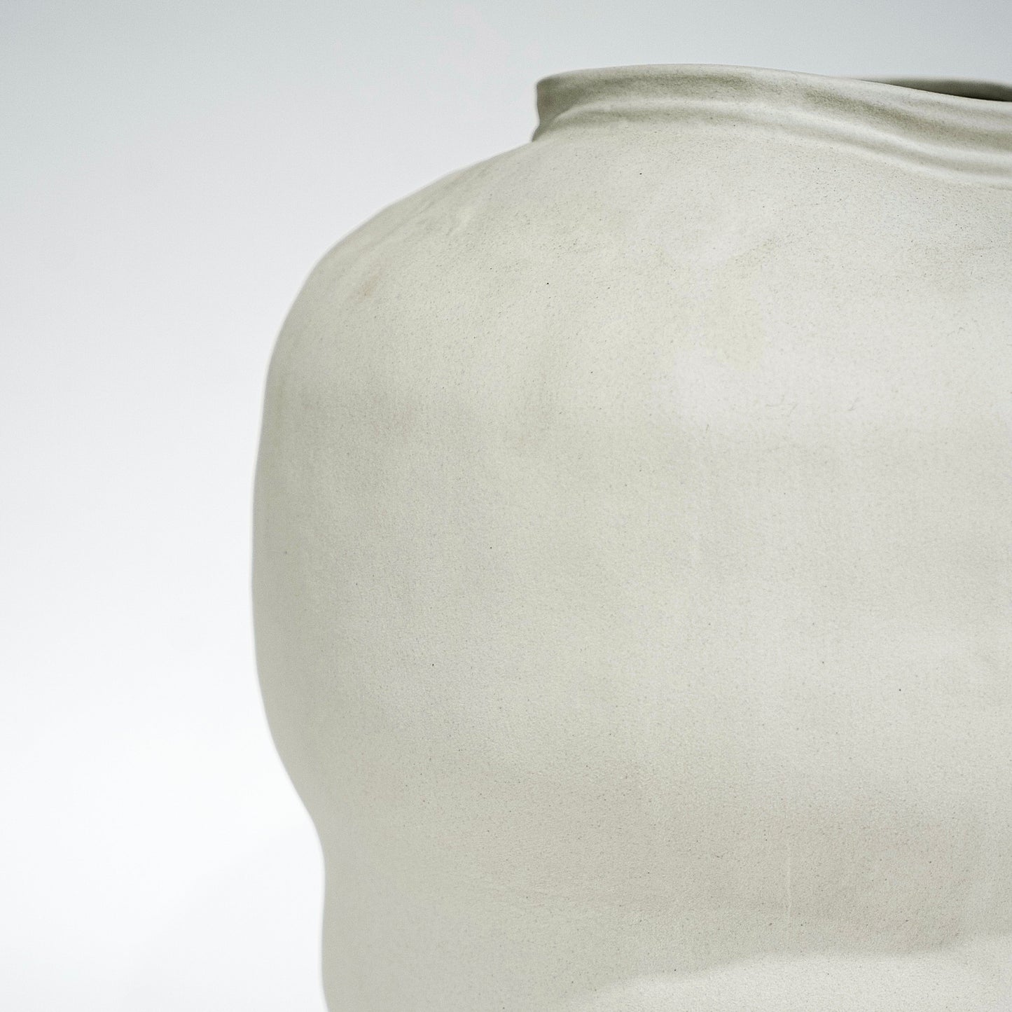 Canzo Vase