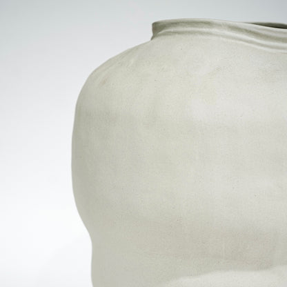Canzo Vase